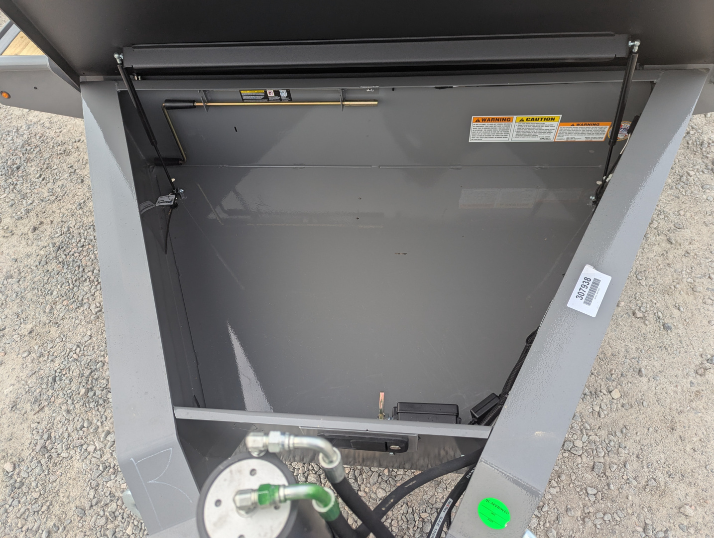 New 2026 Diamond C Trailers 26' Diamond C DET Deckover Tilt Trailer