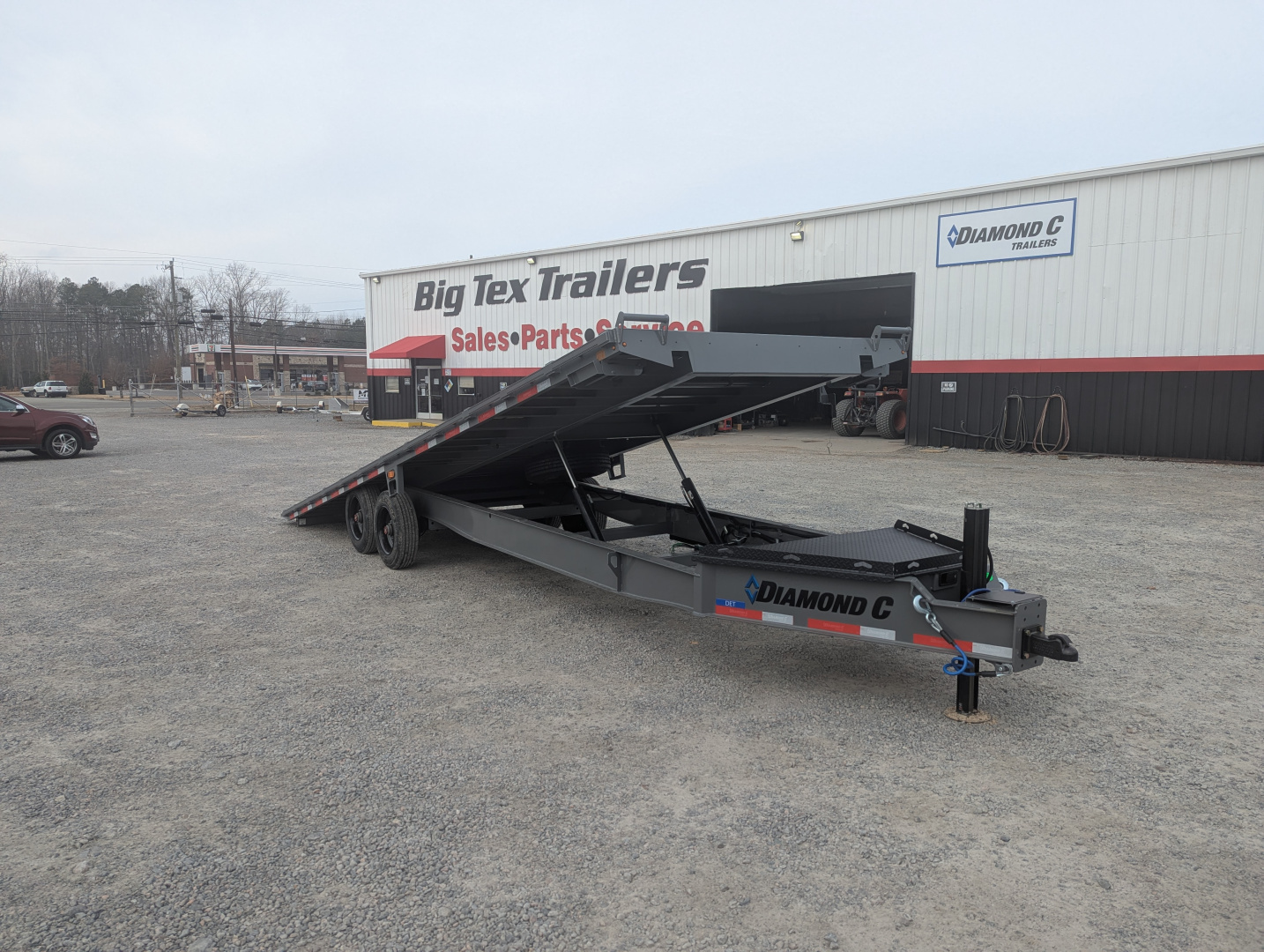 New 2026 Diamond C Trailers 26' Diamond C DET Deckover Tilt Trailer