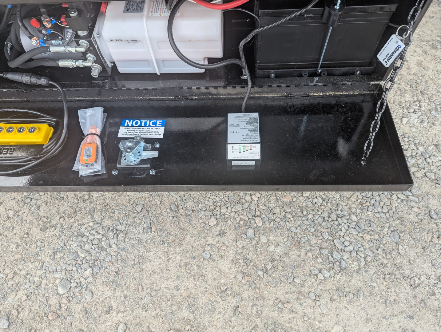 New 2026 Diamond C Trailers 26' Diamond C DET Deckover Tilt Trailer