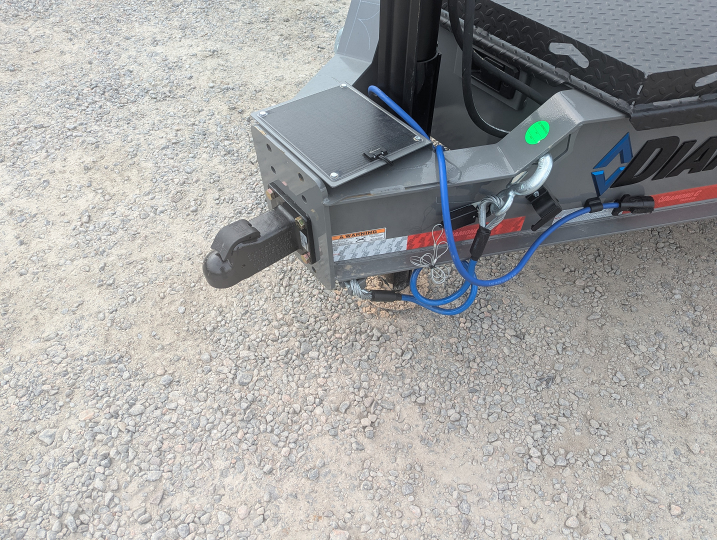 New 2026 Diamond C Trailers 26' Diamond C DET Deckover Tilt Trailer