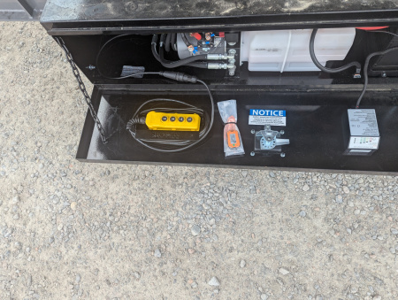 New 2026 Diamond C Trailers 26' Diamond C DET Deckover Tilt Trailer