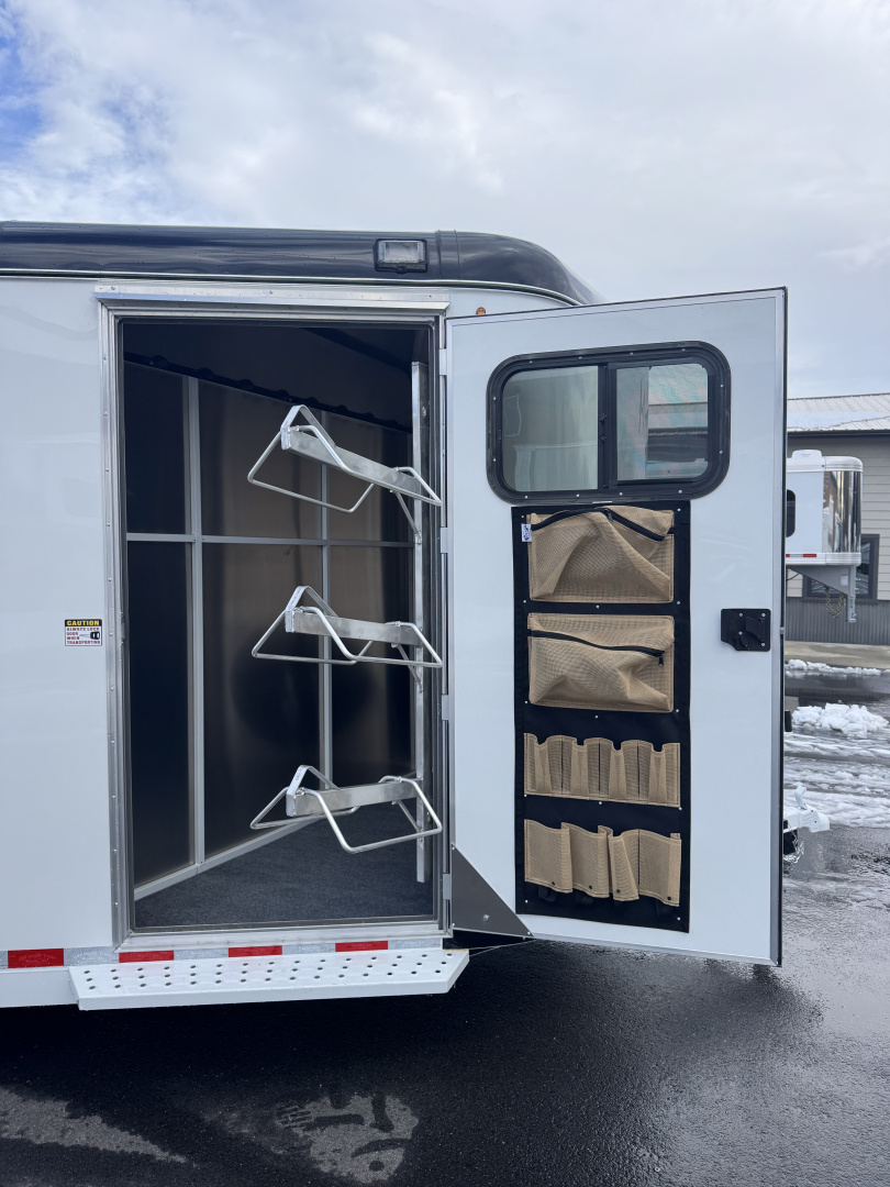 New 2026 Maverick 3 Horse High Side Bumper Pull