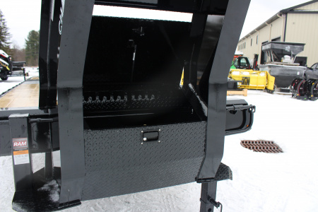 New 2026 Moritz FDGH Hydraulic Tail 30' GOOSENECK Deckover Flatbed Trailer- 25900# GVW