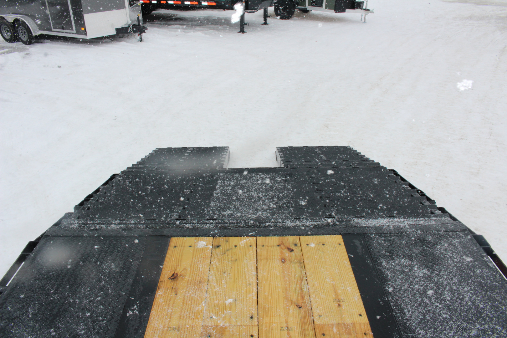 New 2026 Moritz FDPH DT 25' + 5' - Pintle Ring Deckover AIR BRAKE Equipment Trailer - 40000# GVW