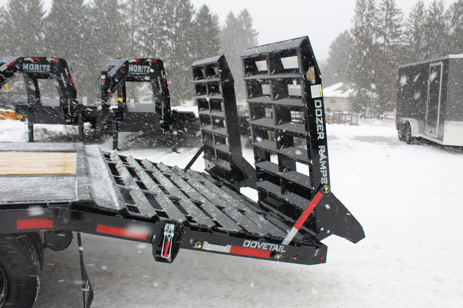 New 2026 Moritz FDPH DT 25' + 5' - Pintle Ring Deckover AIR BRAKE Equipment Trailer - 40000# GVW