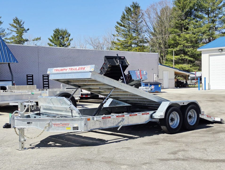 New 82X20 GALVANIZED POWER TILT DECK DUAL HYDRAULIC RAMS 8 K AXLES 2026 TRIUMPH