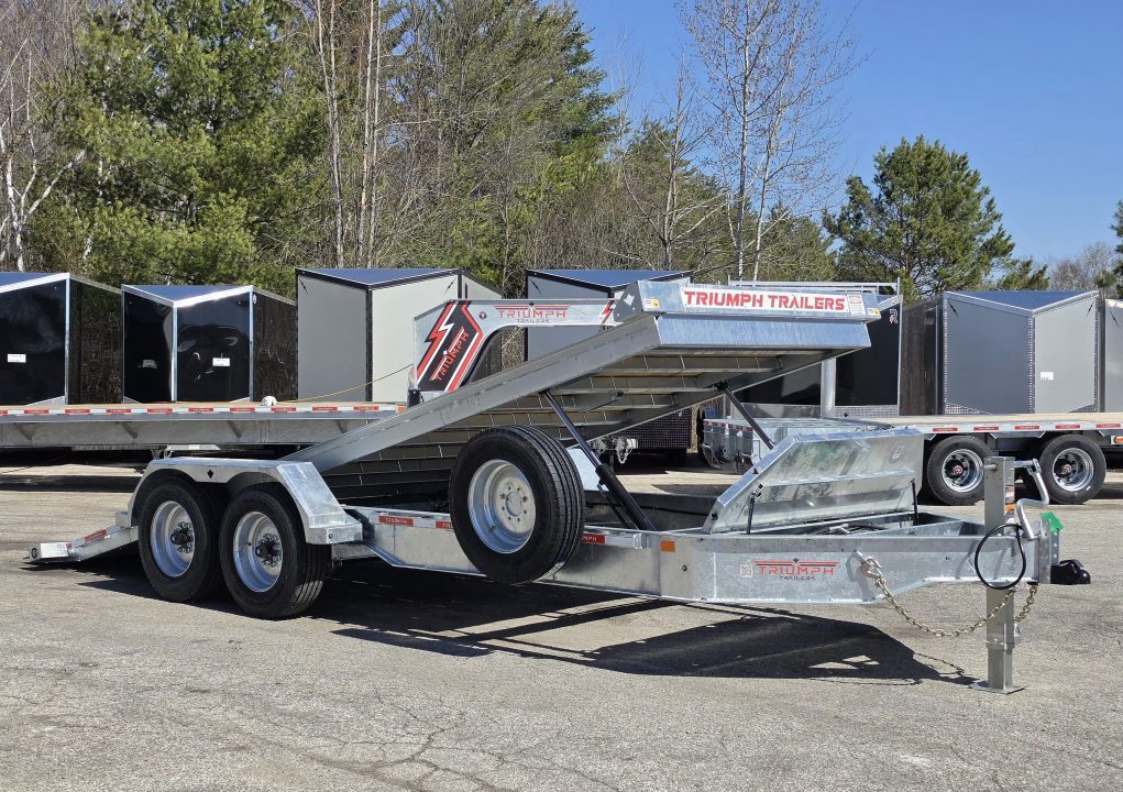New 82X20 GALVANIZED POWER TILT DECK DUAL HYDRAULIC RAMS 8 K AXLES 2026 TRIUMPH