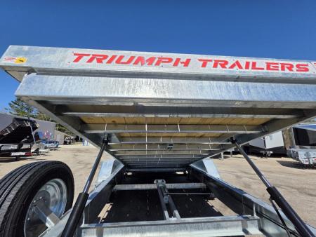 New 82X20 GALVANIZED POWER TILT DECK DUAL HYDRAULIC RAMS 8 K AXLES 2026 TRIUMPH