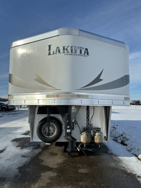 Used 2017 Lakota Charger 3H 11'LQ Horse Trailer