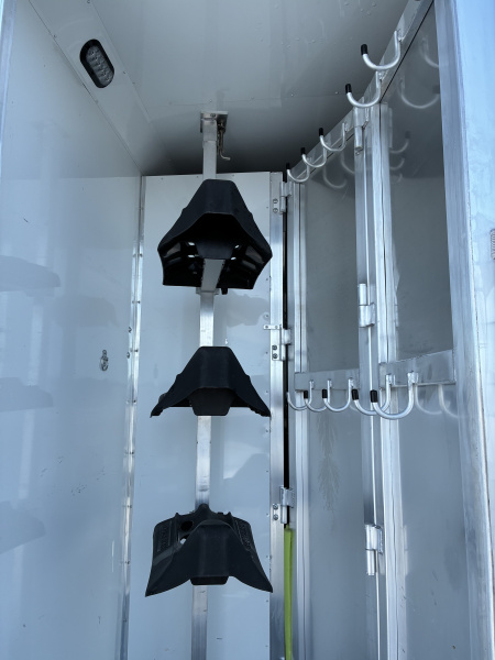 Used 2017 Lakota Charger 3H 11'LQ Horse Trailer