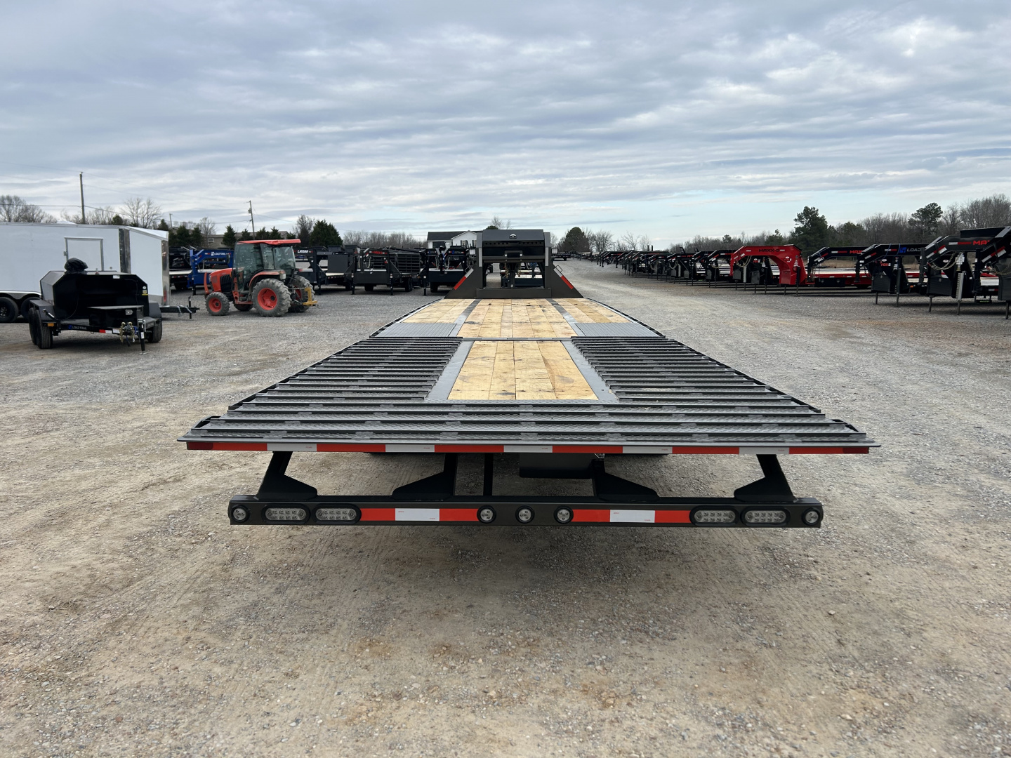 New 2026 MAXXD Gooseneck Trailer | 34' x 102' 30K GVWR