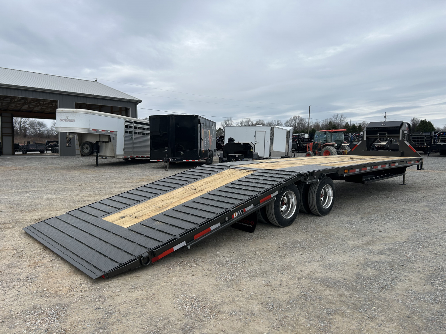 New 2026 MAXXD Gooseneck Trailer | 34' x 102' 30K GVWR