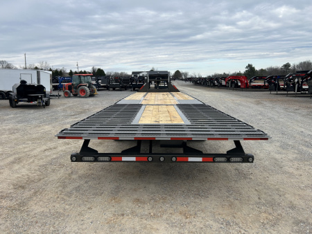New 2026 MAXXD Gooseneck Trailer | 34' x 102' 30K GVWR