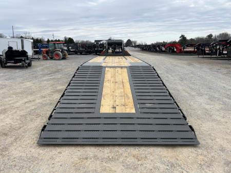 New 2026 MAXXD Gooseneck Trailer | 34' x 102' 30K GVWR