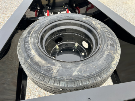 New 2026 MAXXD Gooseneck Flatbed Trailer | 102" x 32' 40K GVWR