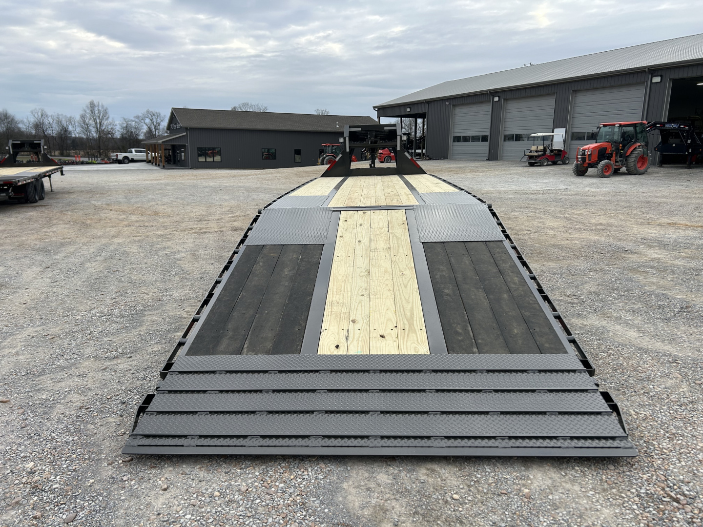 New 2026 MAXXD Gooseneck Trailer | 32' x 102' 30K GVWR