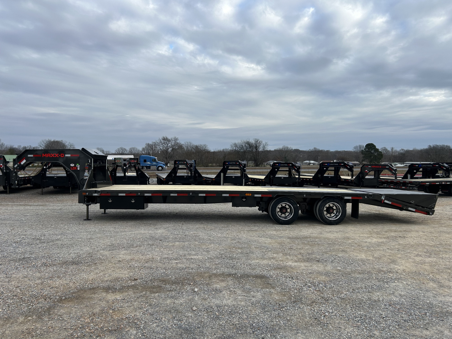 New 2026 MAXXD Gooseneck Flatbed Trailer | 102" x 30' 30K GVWR