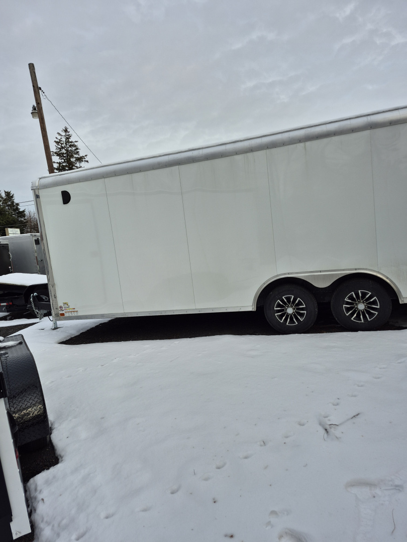 New Sure-Trac PRO LANDSCAPE 8.5 X 24 ENCLOSED TRAILER 10K RATED