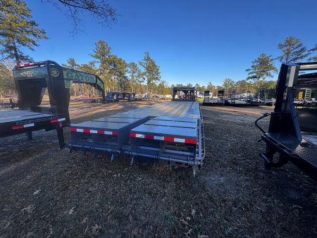 New 2026 Triple Crown Trailers 102"X30' 16K Gooseneck Deckover