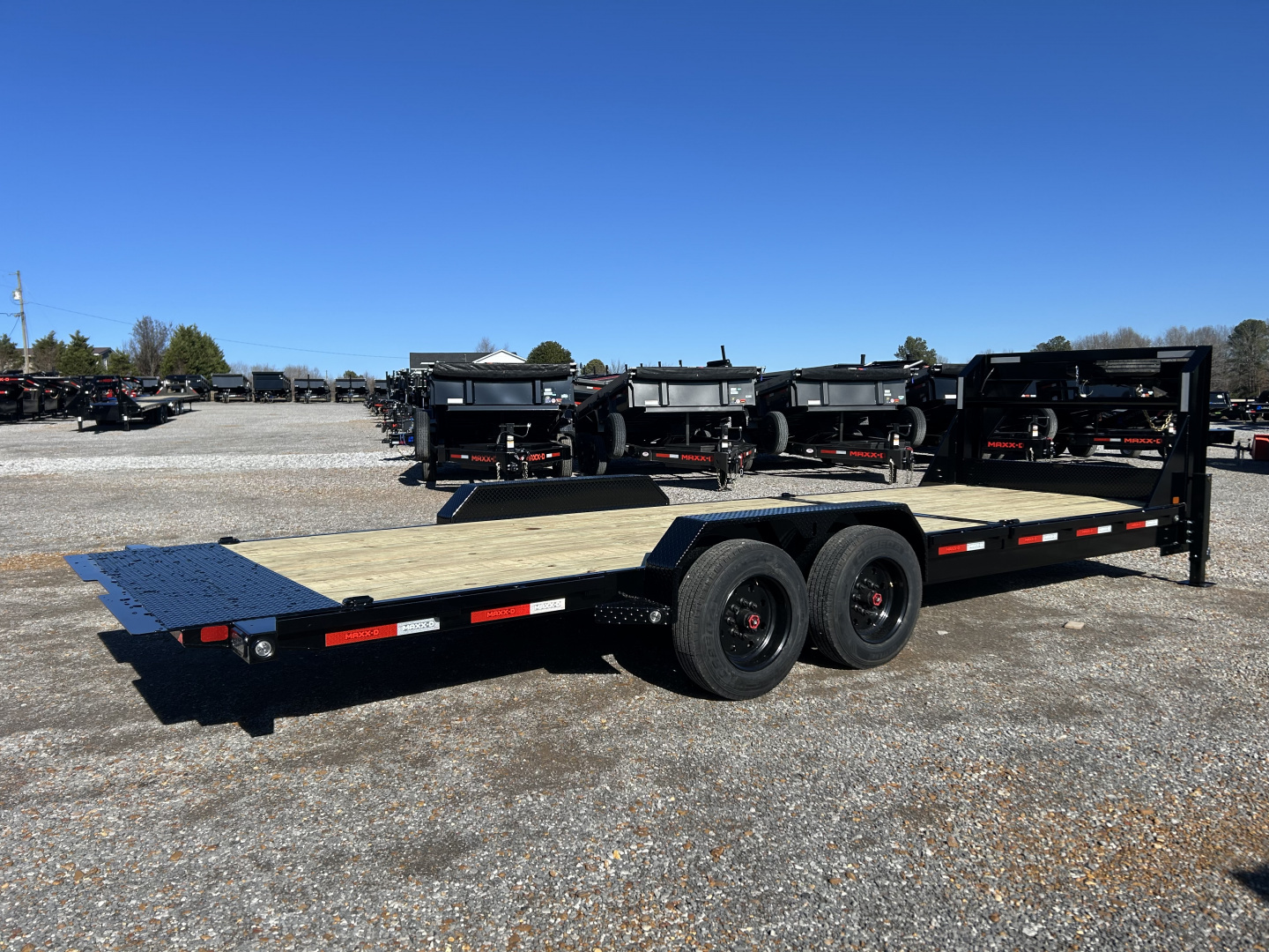 New 2026 MAXX-D 83"X24' 18K Gooseneck Tilt Equipment Trailer