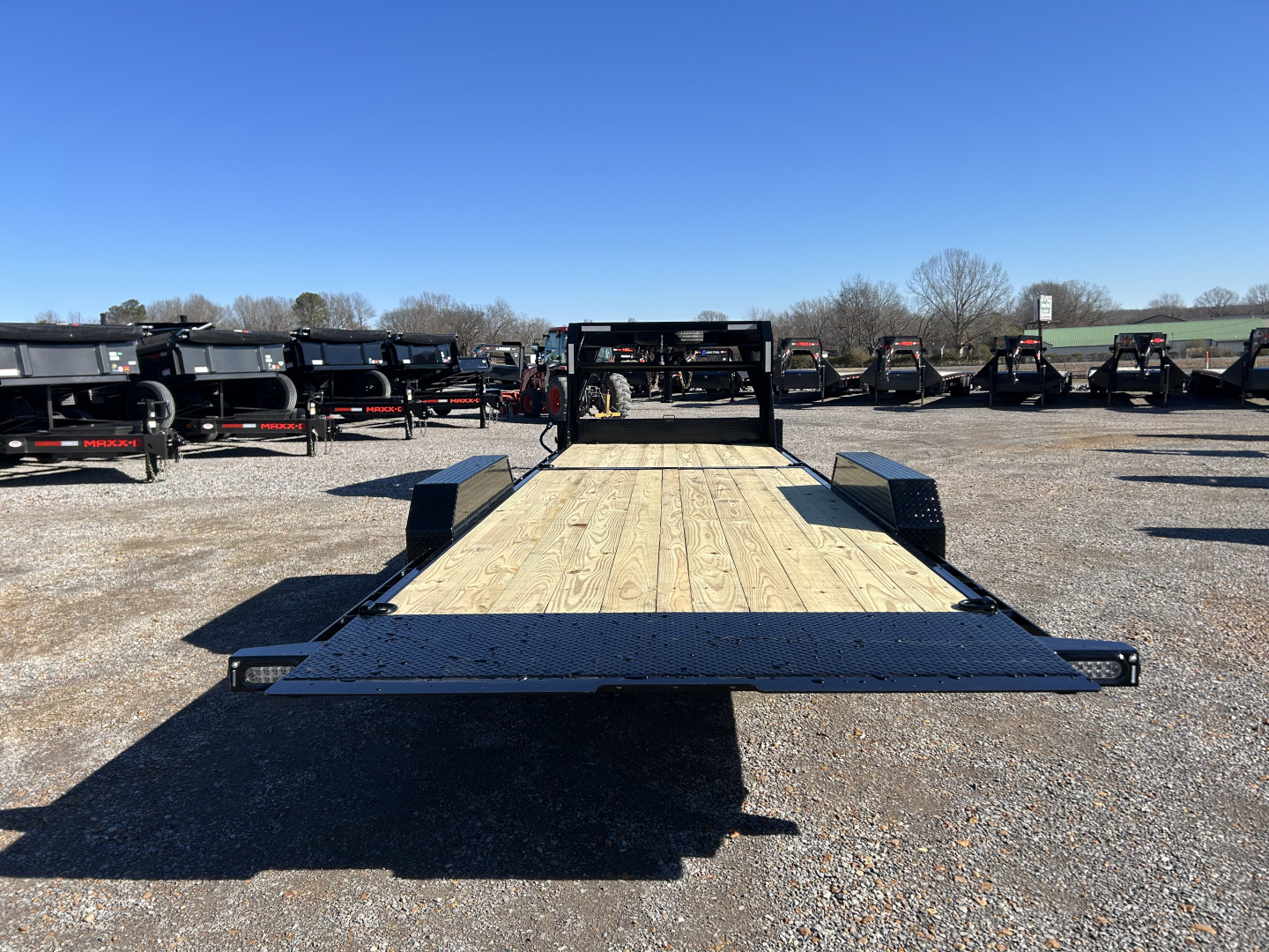 New 2026 MAXX-D 83"X24' 18K Gooseneck Tilt Equipment Trailer