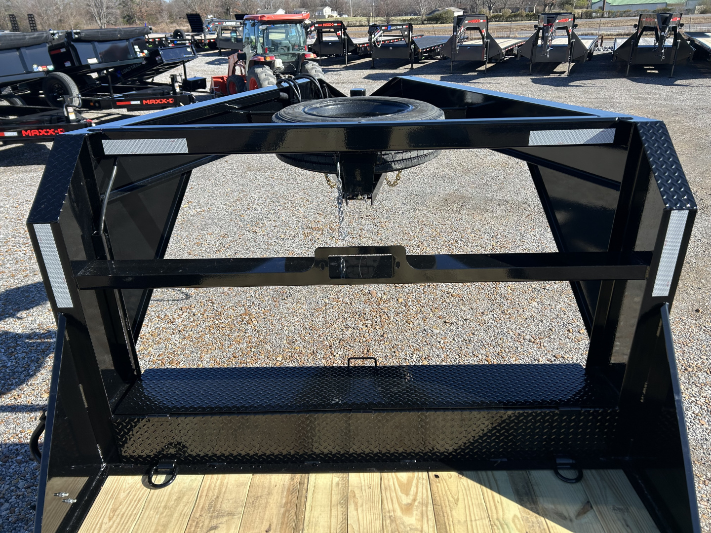 New 2026 MAXX-D 83"X24' 18K Gooseneck Tilt Equipment Trailer