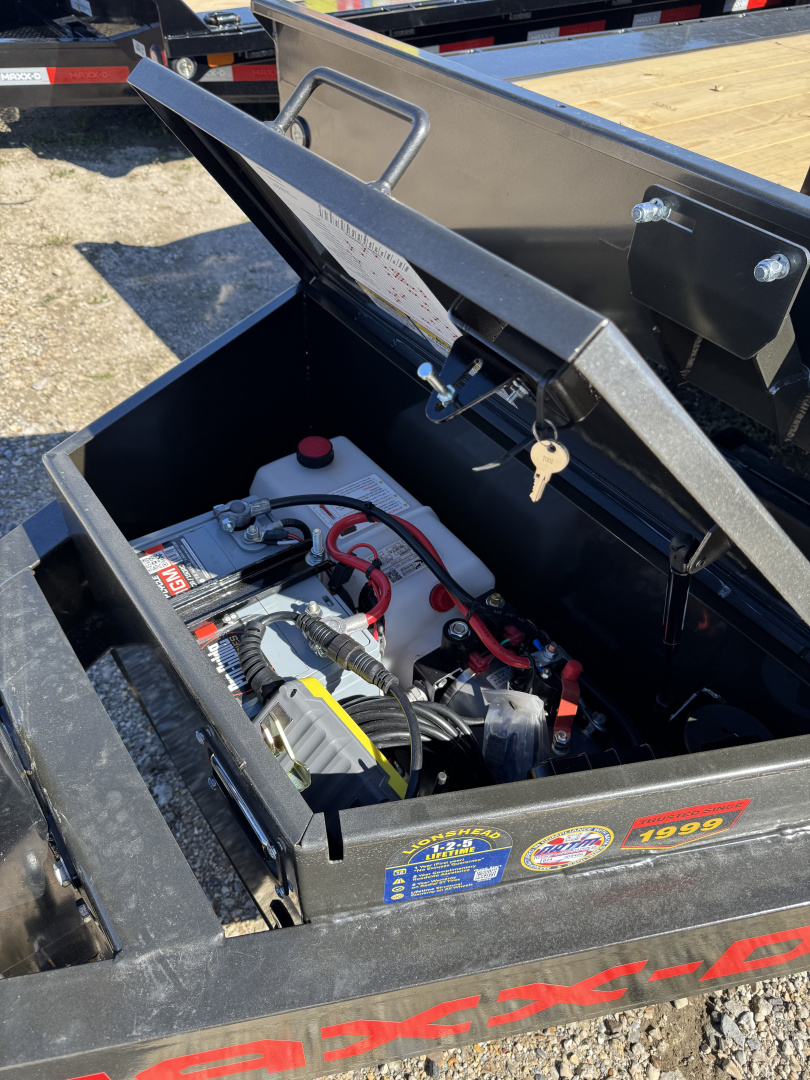 New 2026 MAXX-D T8X10224 Tilt Trailer