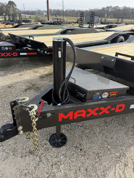 New 2026 MAXX-D T8B10224 Tilt Trailer