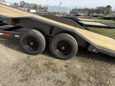 New 2026 MAXX-D T8B10224 Tilt Trailer