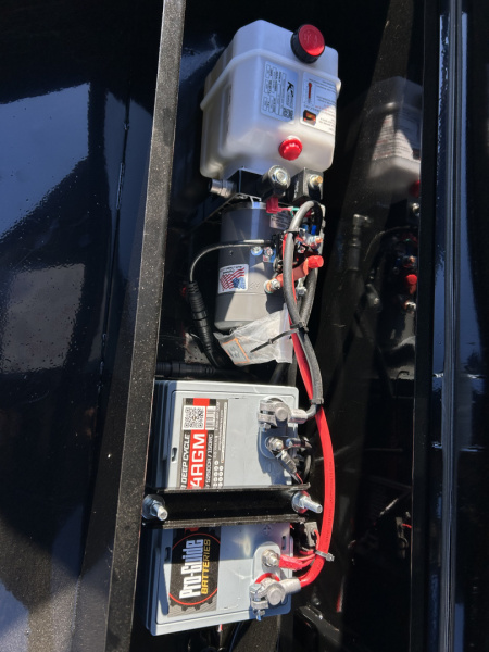 New 2026 MAXXD Dump Trailer | 83" x 14' 17.5K GVWR