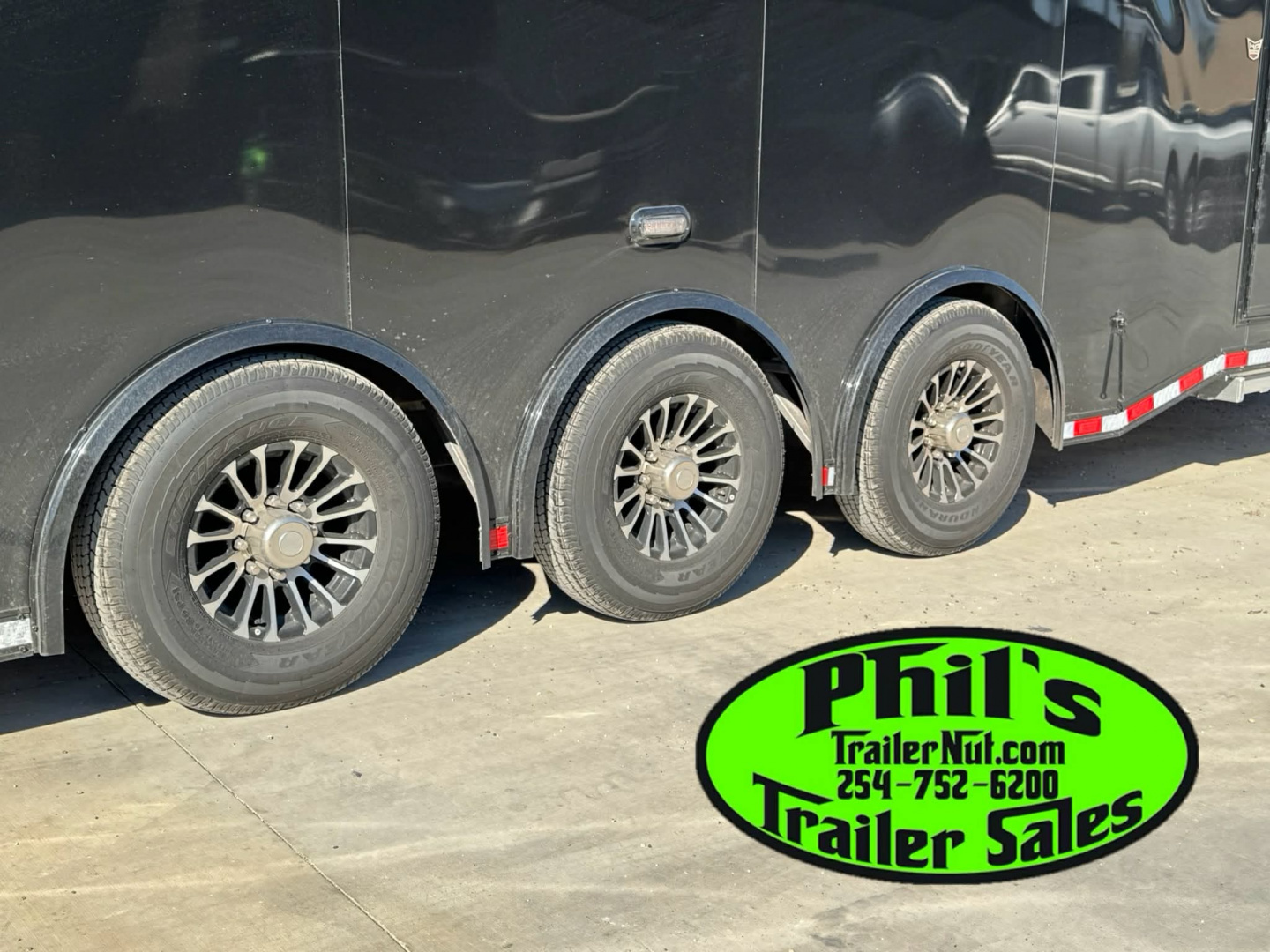 New Haulmark 8.5X28 ALX ALL ALUMINUM STACKER Car / Racing Trailer