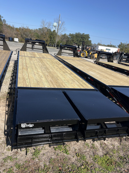 New 2026 P & T Trailers 8X30GN W/MEGA 14K Flatbed Trailer