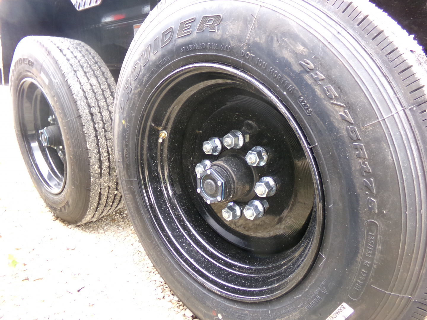 New 2026 Iron Bull 83 x 16 DTG Gooseneck Dump with 16K GVWR, Engineered Neck, and Hydraulic Jacks