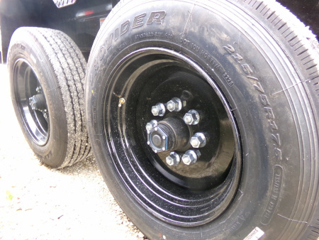 New 2026 Iron Bull 83 x 16 DTG Gooseneck Dump with 16K GVWR, Engineered Neck, and Hydraulic Jacks