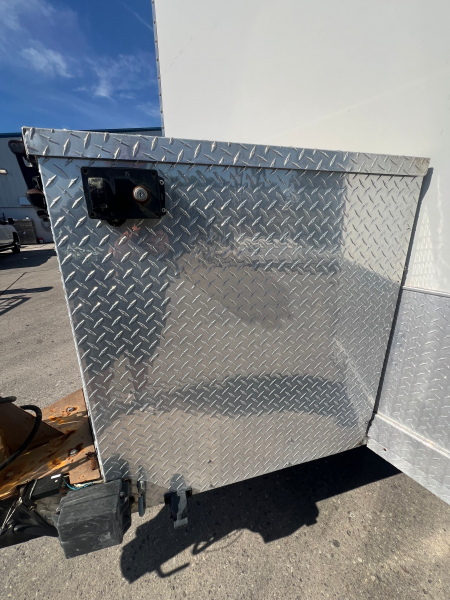 Used 2006 Renegade 34' Stacker Trailer