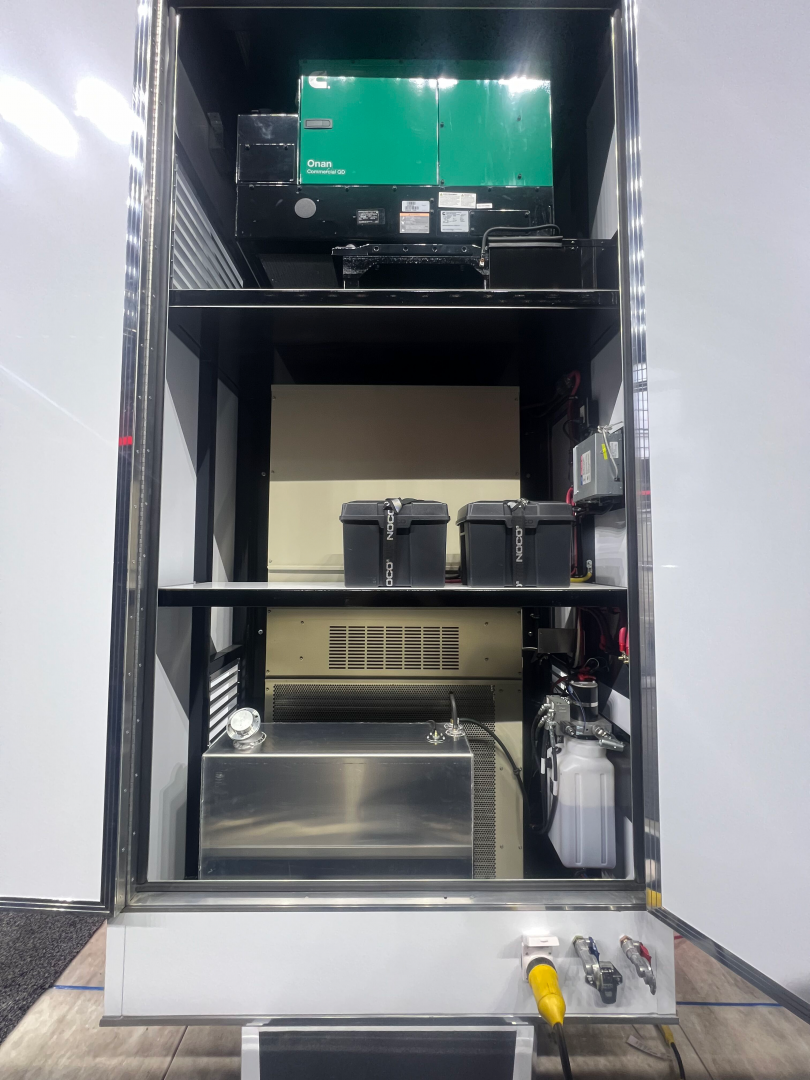 New 2026 Wildside 41' Tag Liftgate Stacker Trailer