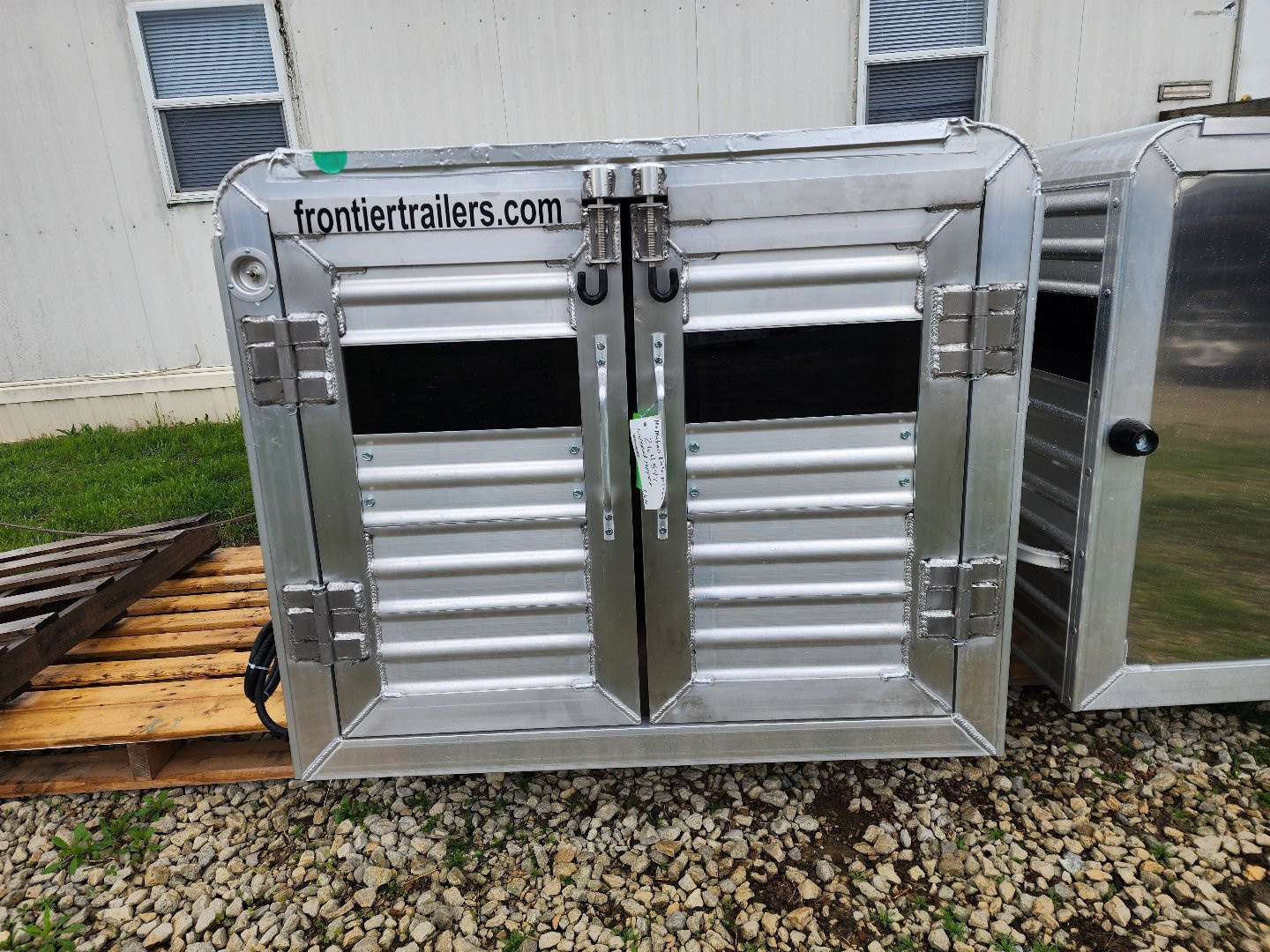 New 2026 Frontier livestock box 5 Foot