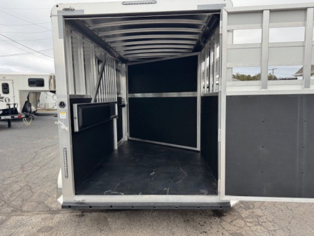New 2026 Bar-M Trailers SS-20-SC Horse Trailer