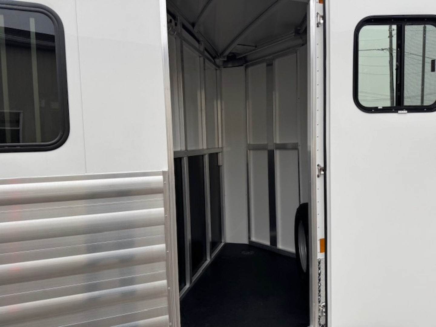 New 2026 Bar-M Trailers ES-30-SL Horse Trailer
