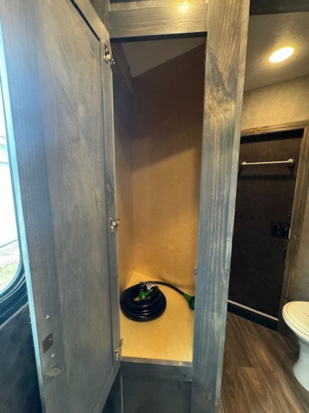 New 2026 Shadow Horse Trailer 2H 9' LQ Bumper Pull Horse Trailer