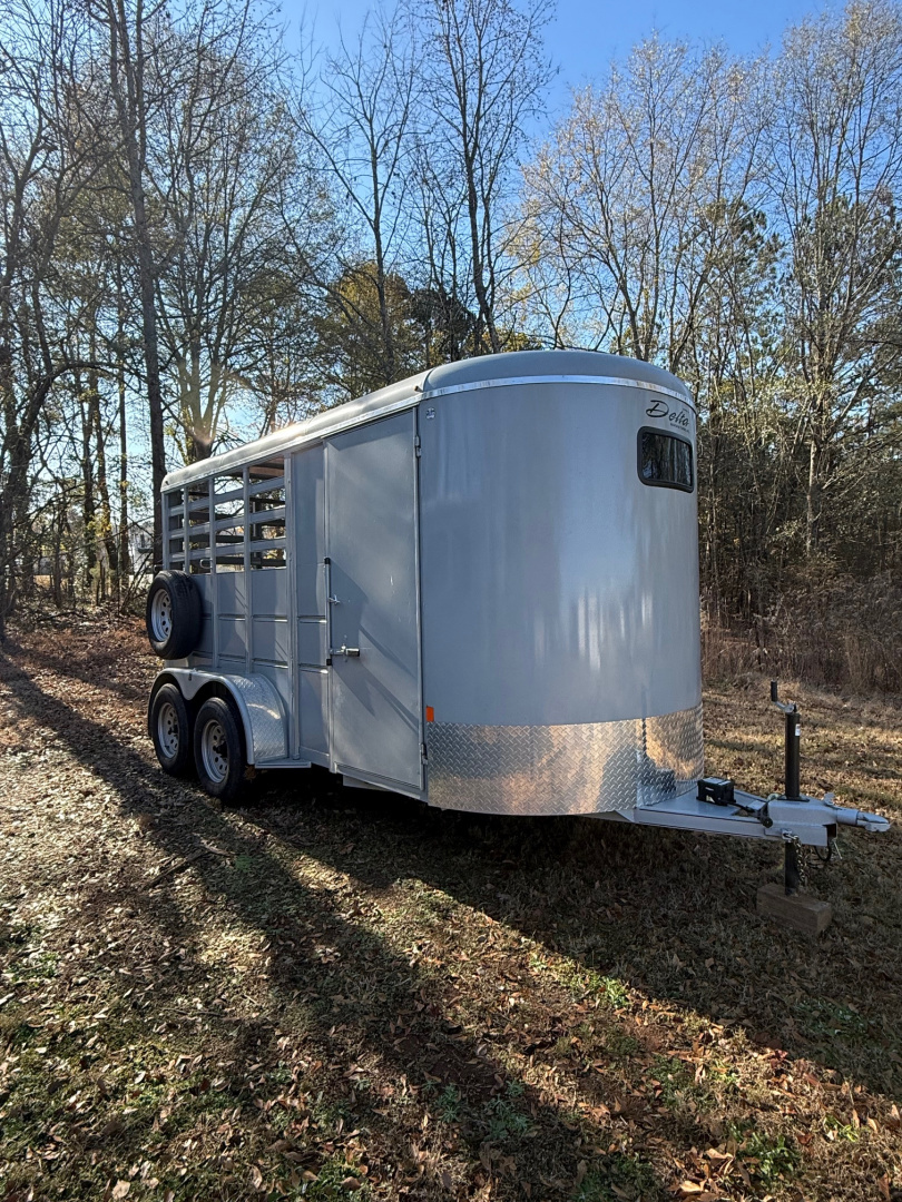 Used 2023 Delta Trailers 2 Horse Slant Load BP Horse Trailer