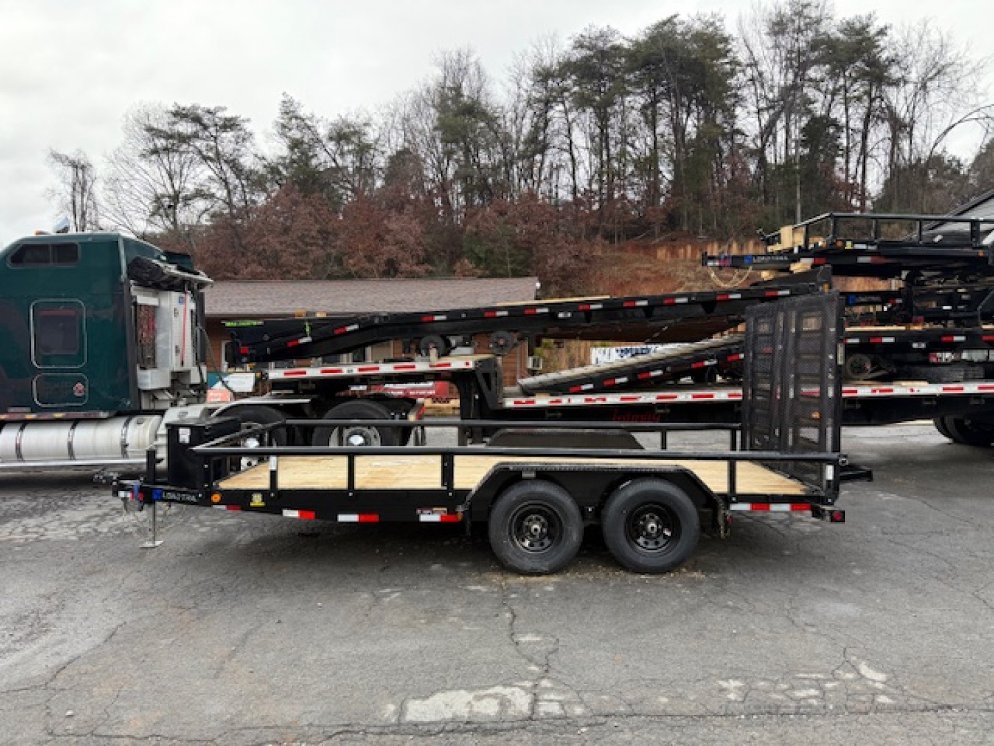 New 2026 Load Trail 83x16 10k w/ 5' HD split gate Utility Trailer