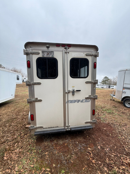 Consignment 2007 Merhow Trailers 2H Equistar GN Horse Trailer