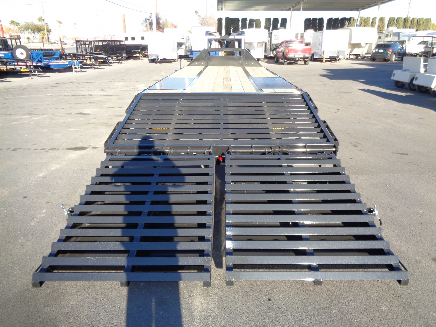 New 2026 Big Tex Trailer * 22GN-25D5A * 25ft Tandem Dual Wheel Gooseneck Trailer W/ Mega Ramps