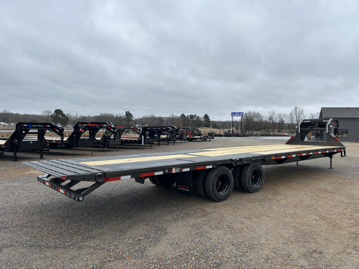 New 2026 MAXXD Gooseneck Trailer | 34' x 102' 30K GVWR