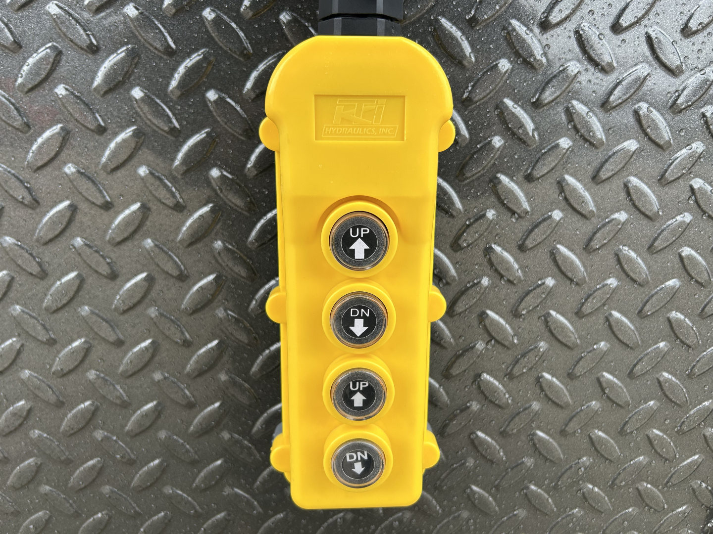 New 2026 MAXXD Gooseneck Trailer | 34' x 102' 30K GVWR