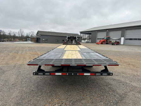 New 2026 MAXXD Gooseneck Trailer | 34' x 102' 30K GVWR