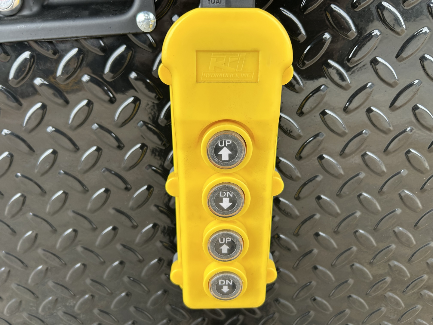 New 2026 MAXXD Gooseneck Trailer | 34' x 102' 30K GVWR