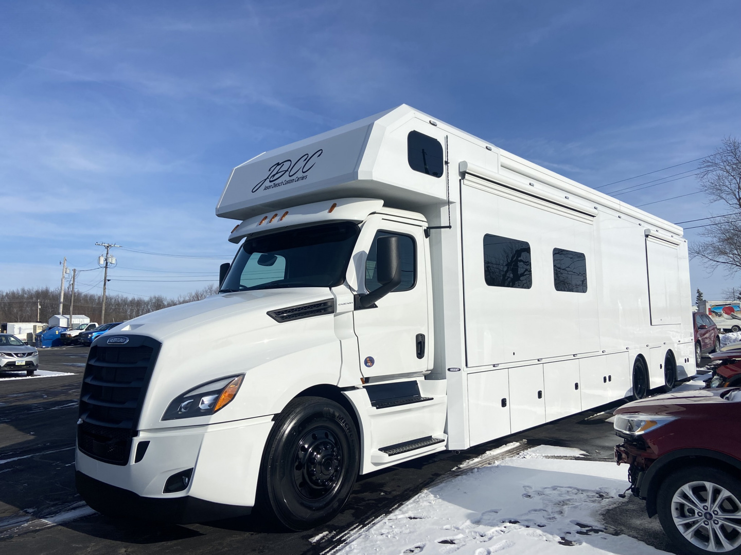 New JDCC 46' Freightliner Custom Coach