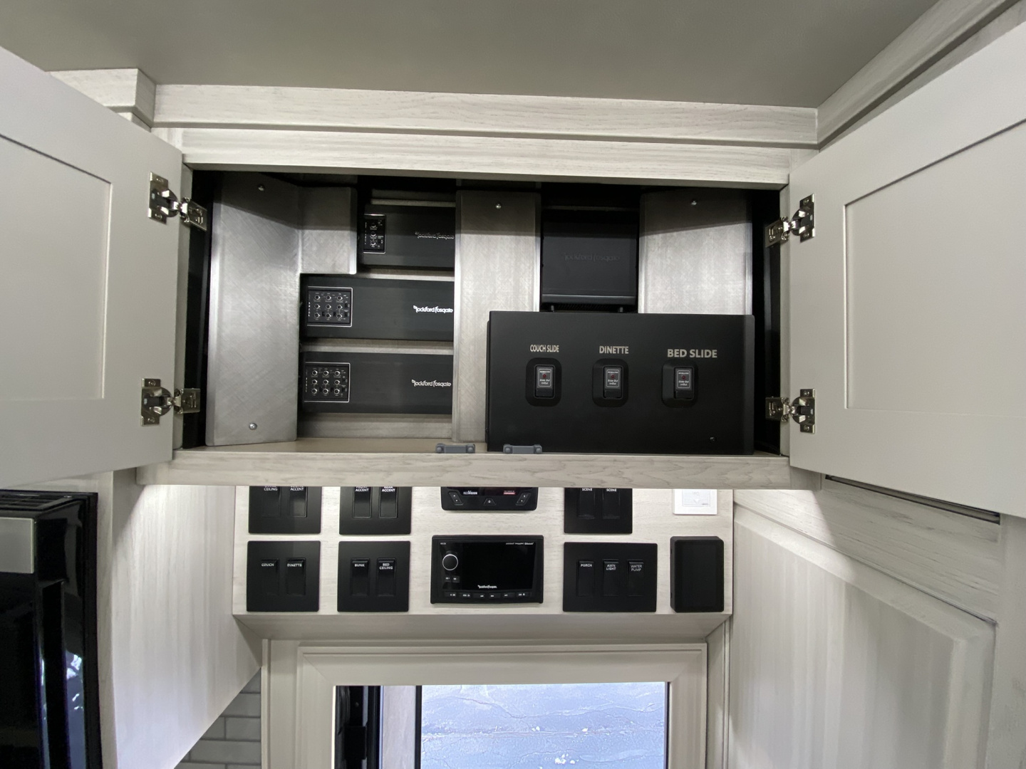 New JDCC 46' Freightliner Custom Coach